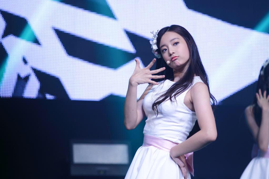 CNWT_gjUYAInHUp.jpg:large