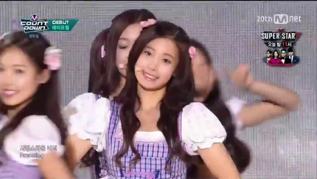 CNa9aD6VAAE1CF3.jpg:large